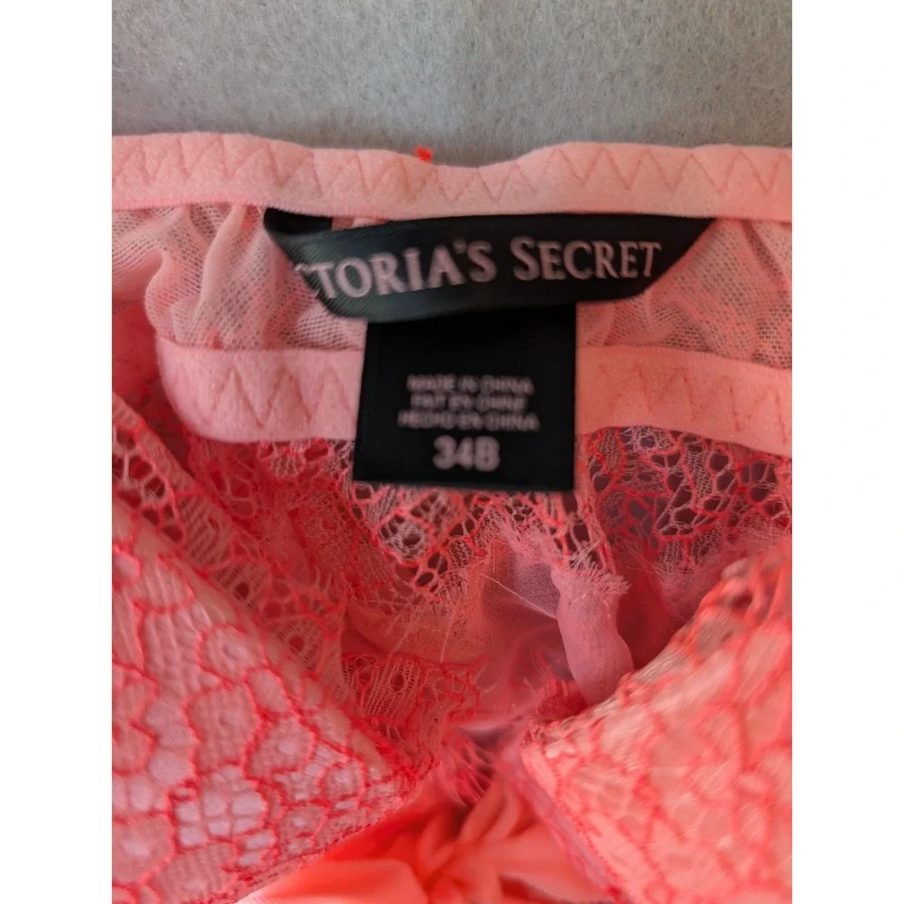 VICTORIAS SECRET Lace Peach Flyaway Sexy Padded Nightie Ribbon Underwire Bra 34B